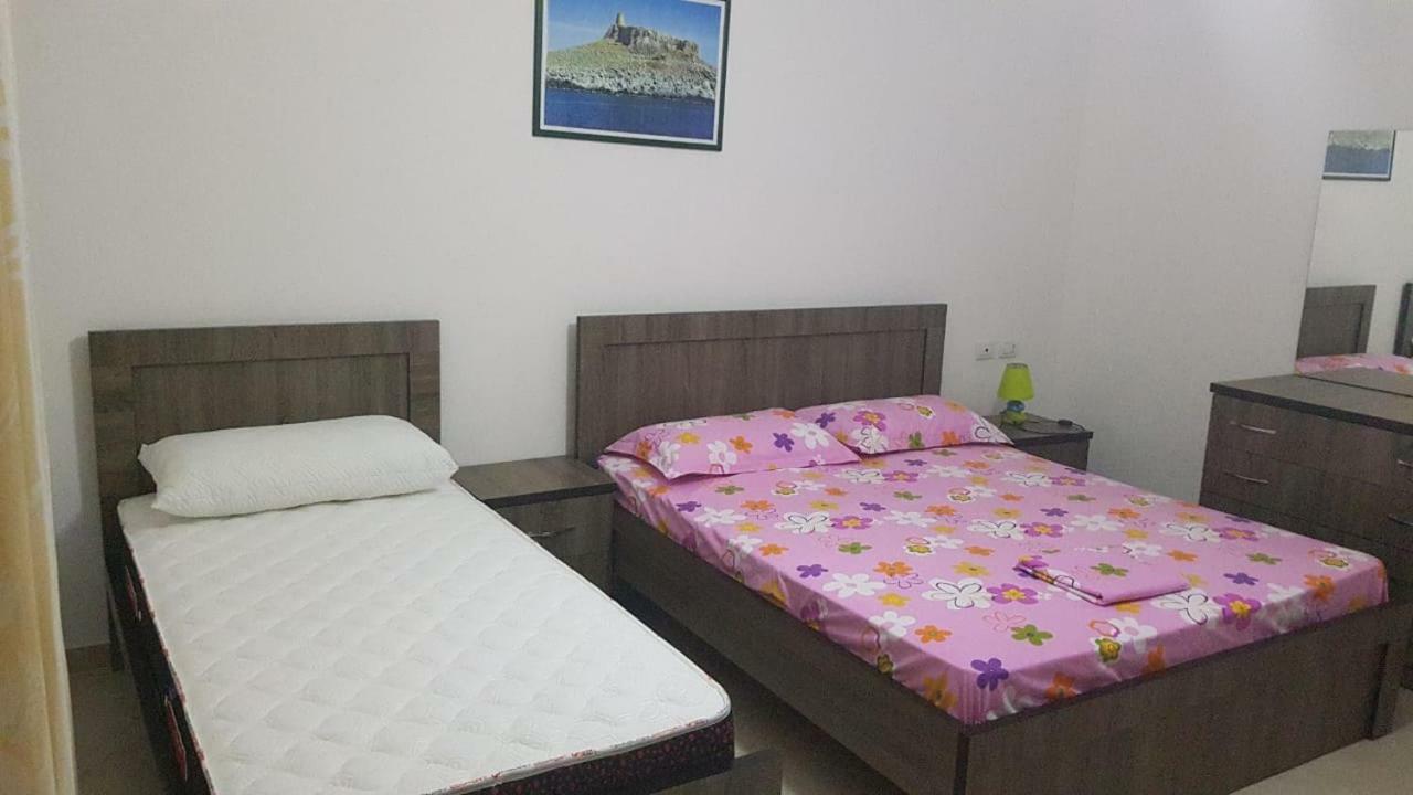 Residenca Juli Apartment วญอเรอ ภายนอก รูปภาพ